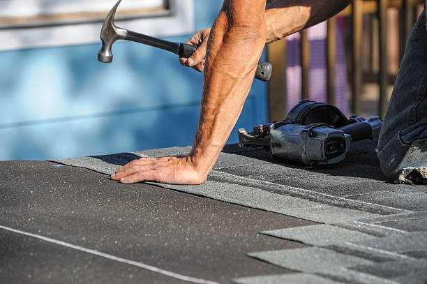 Reliable Emergency Roof Repair contractor in Le Mars, IA by Ben Roofing and Steel LLC